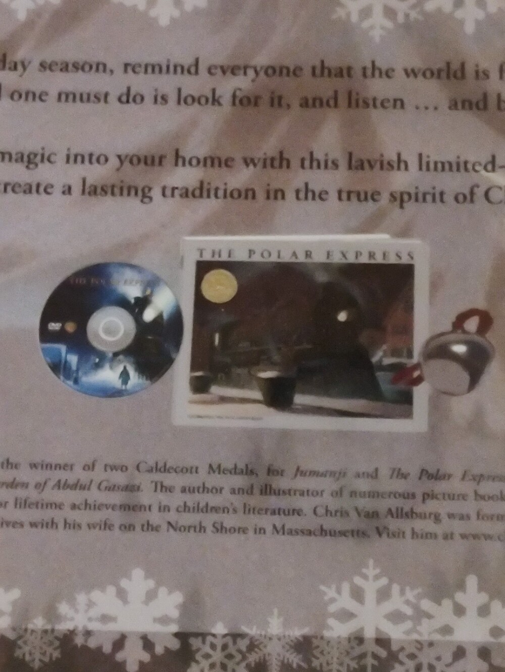The Polar Express Holiday Gift Set - Picture 6 of 6